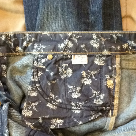 Paige Premium Denim Distressed Jeans Size 29 - Picture 13 of 13